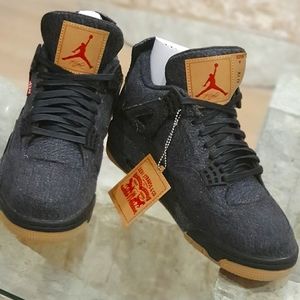 Air Jordan 4 Retro Levi's NRG AO2571 001
